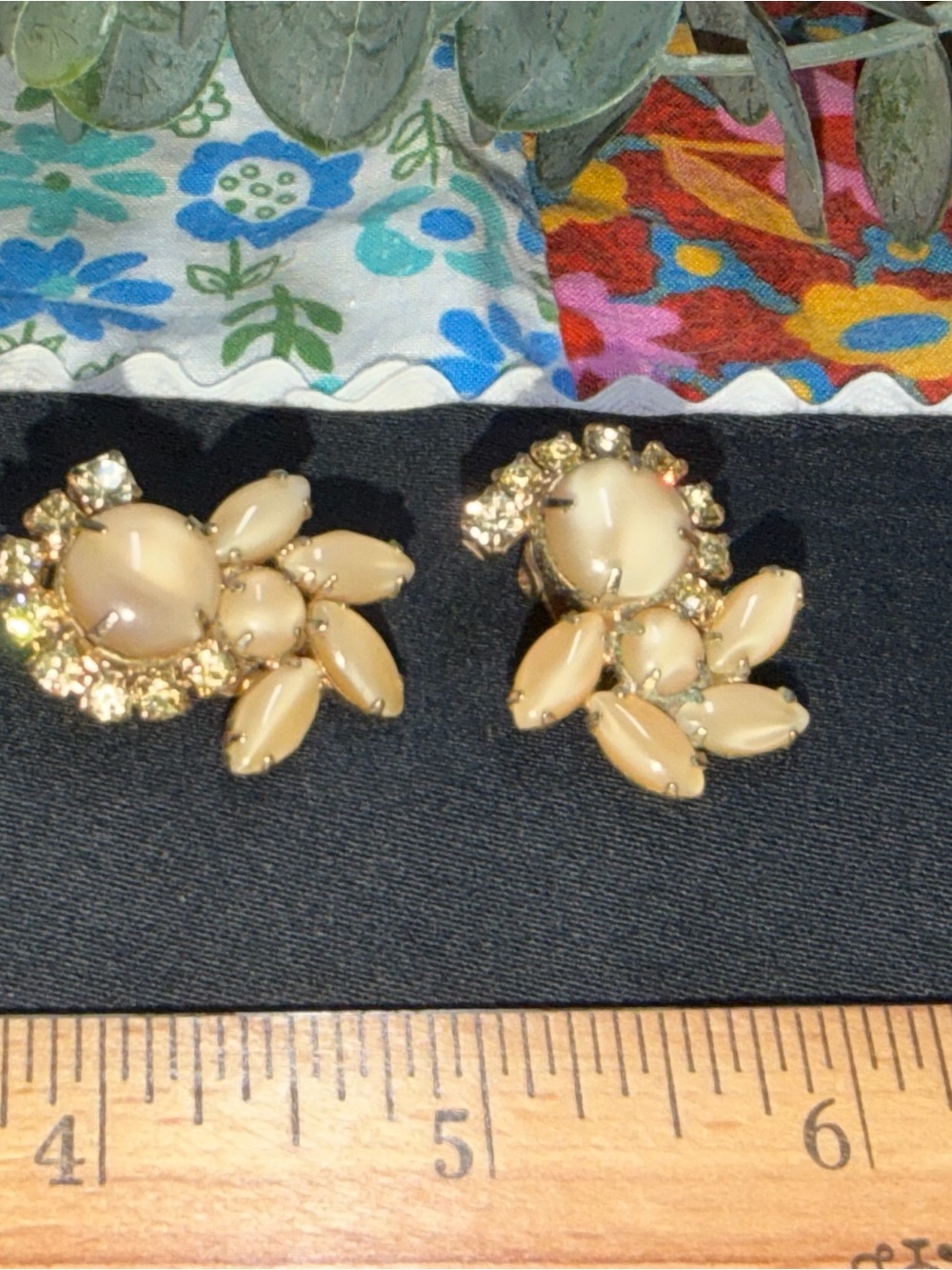 Vintage Beige and Gold Floral Clip-On Earrings